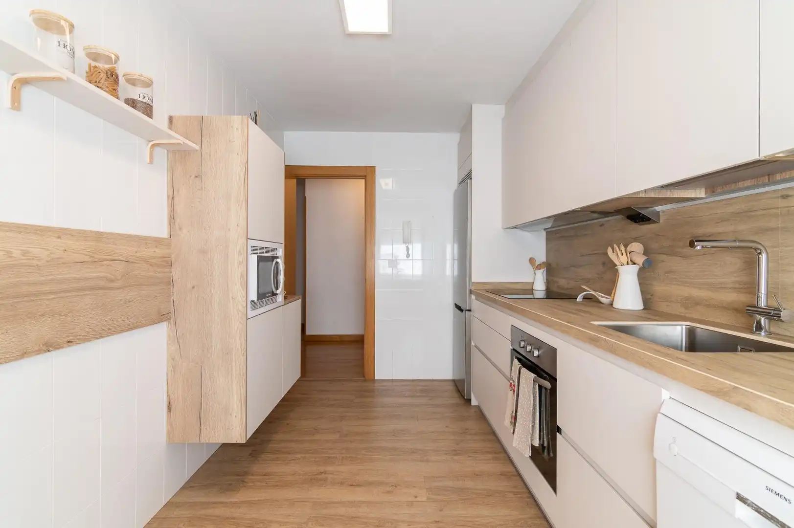 Flat for sale in Calle del Lago, Mendillorri