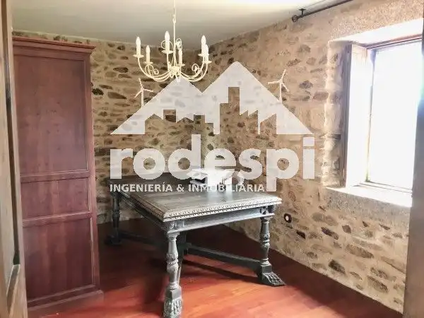 Menjador de Casa o xalet en venda en Curtis amb Calefacció, Traster i Piscina