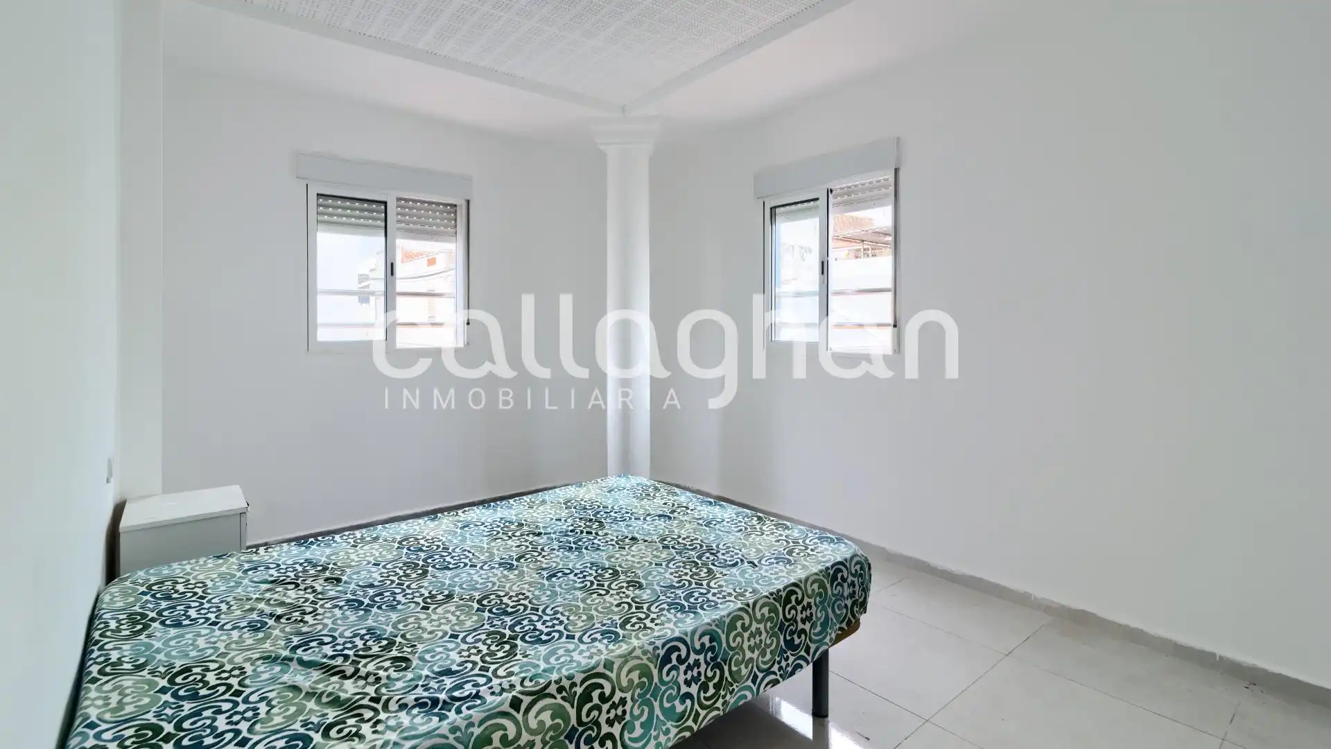 Habitación de Piso en venta en Sagunto / Sagunt con Terraza