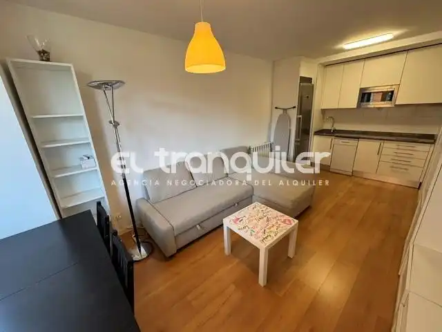 Flat for rent in Calle Jazmin, Costillares