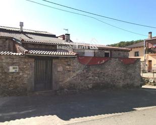 Vista exterior de Casa o xalet en venda en Lagunilla amb Calefacció i Terrassa