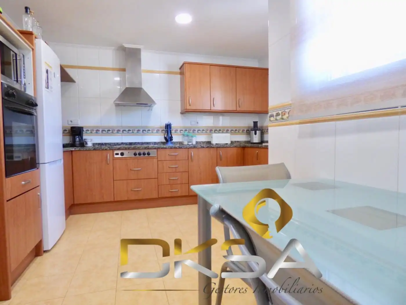 Cocina de Casa o chalet de alquiler en Benicasim / Benicàssim con Aire acondicionado, Calefacción y Jardín privado