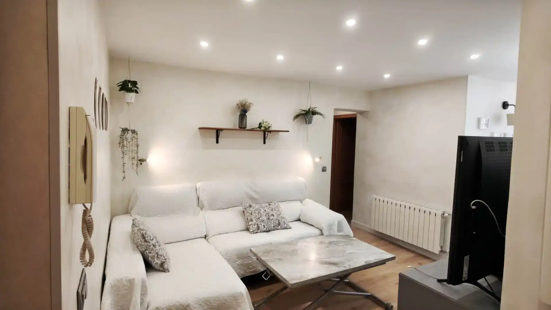 Sala d'estar de Pis en venda en Alcalá de Henares amb Aire condicionat