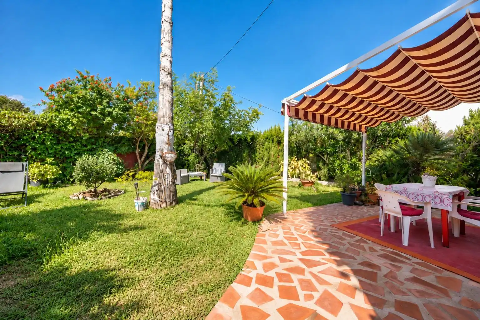 Jardín de Casa o chalet en venta en Dénia con Jardín privado, Terraza y Jacuzzi