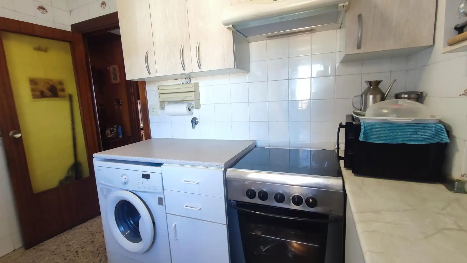 Kitchen of Flat for sale in Zaragoza  with Air Conditioner, Heating and Terrace