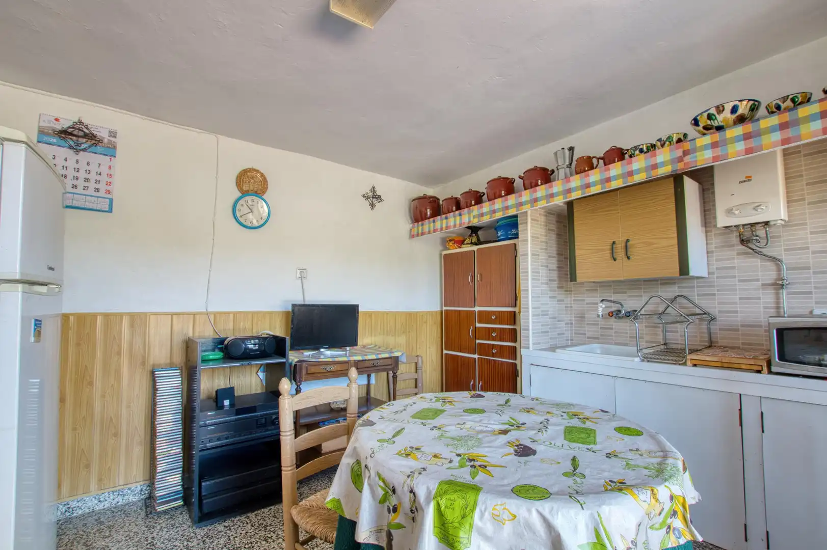 Cuina de Casa adosada en venda en Canillas de Aceituno amb Jardí privat