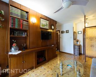 Sala d'estar de Pis de lloguer en  Madrid Capital amb Calefacció, Parquet i Terrassa