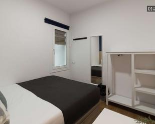 Bedroom of Flat to share in  Barcelona Capital  with Air Conditioner and Terrace