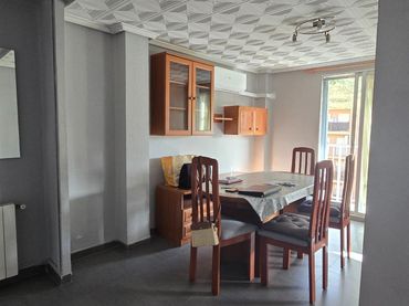 Appartamento con balcone in affitto a Algirós