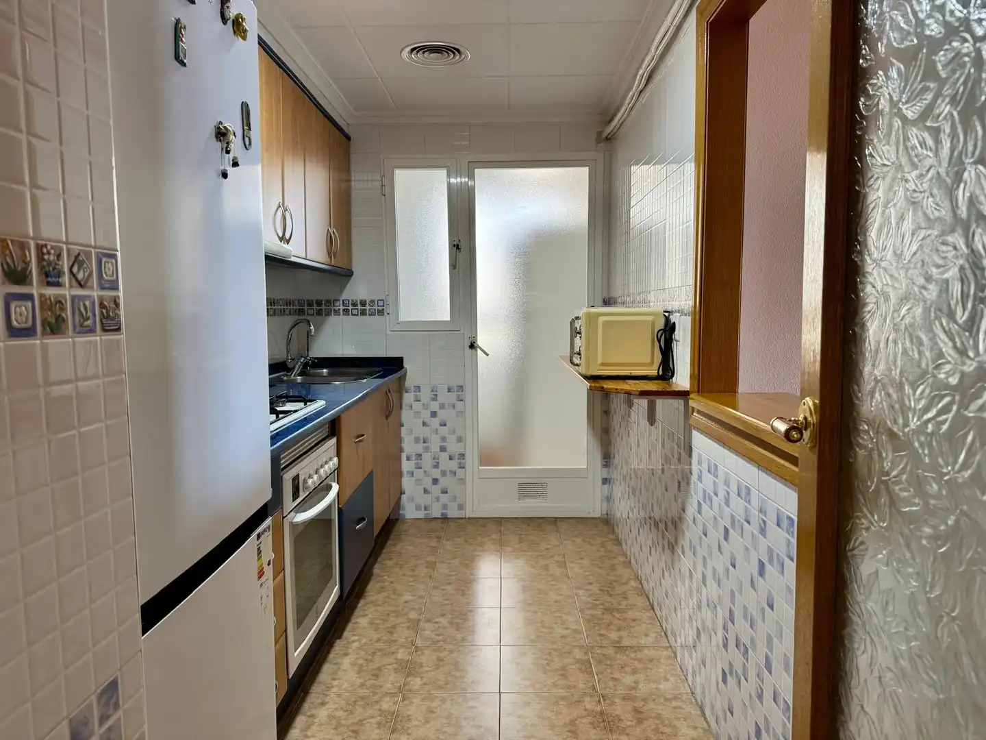 Kitchen of Apartments for rent in Alicante / Alacant  with Air Conditioner, Furnished and Community pool