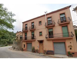 Vista exterior de Casa o xalet en venda en Berga amb Terrassa