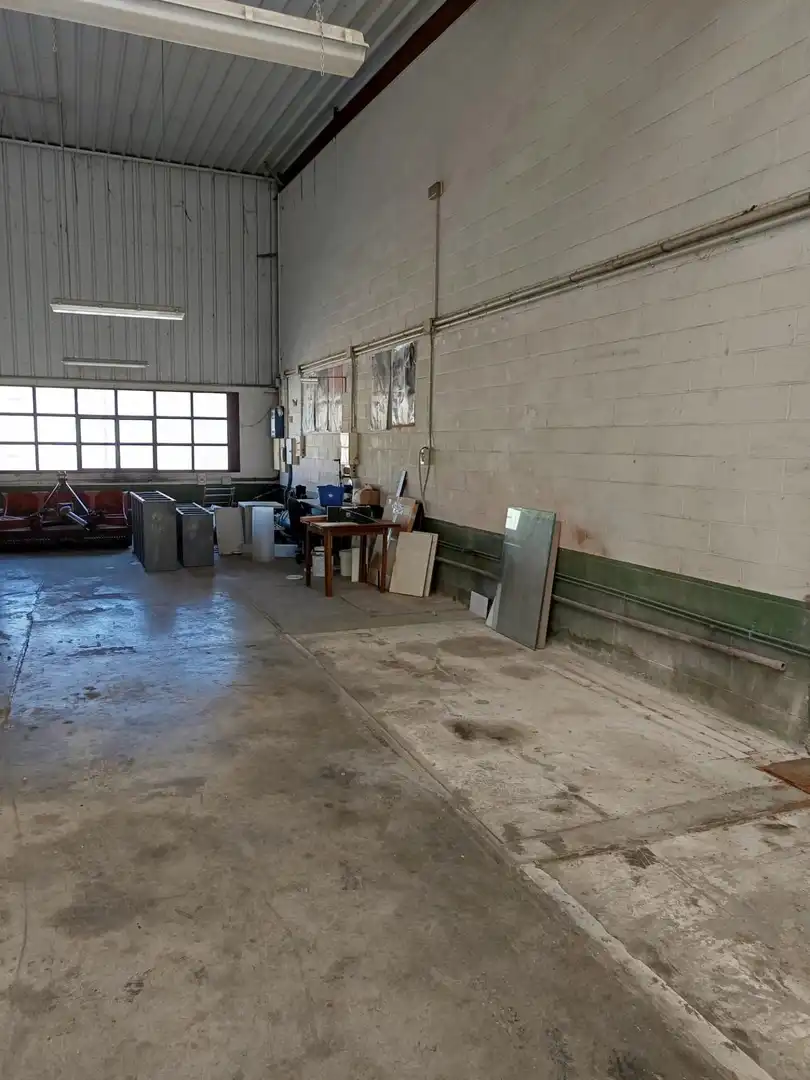 Nau industrial de lloguer a Zalla , Bizkaia