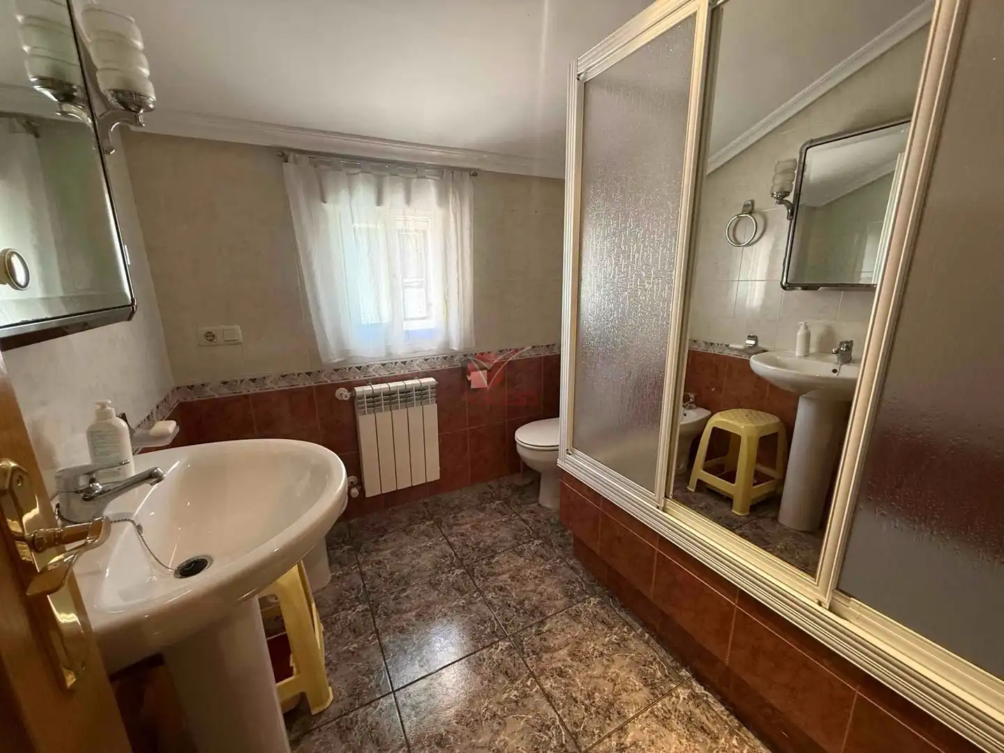 Baño de Casa o chalet en venta en Chillarón de Cuenca con Calefacción, Trastero y Amueblado