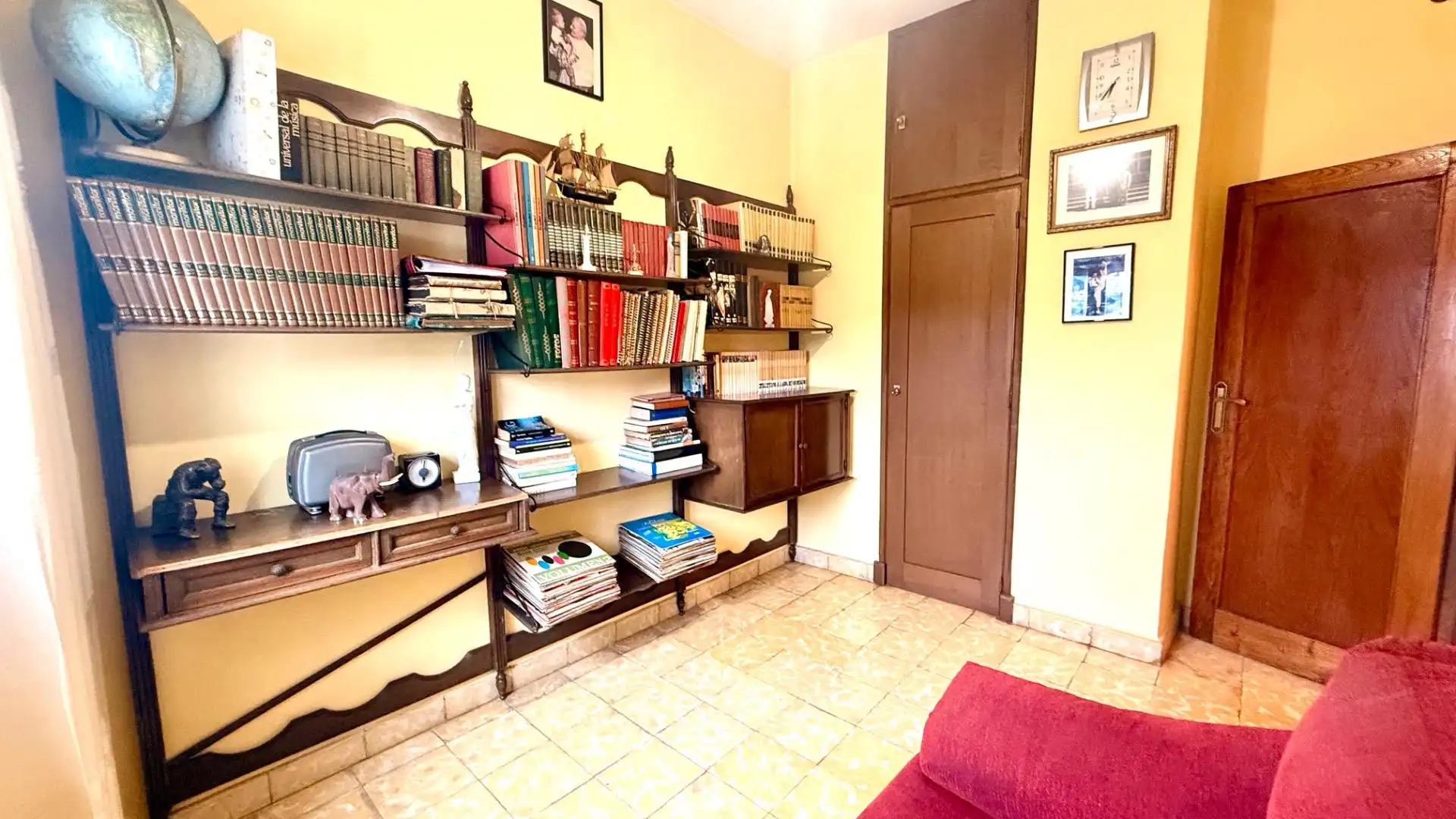 Sala d'estar de Casa o xalet en venda en Ourense Capital  amb Aire condicionat, Calefacció i Moblat