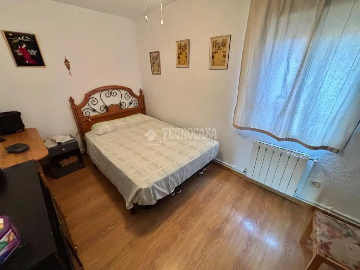 Schlafzimmer von Wohnung zum Verkauf in Meco mit Heizung und Terrasse