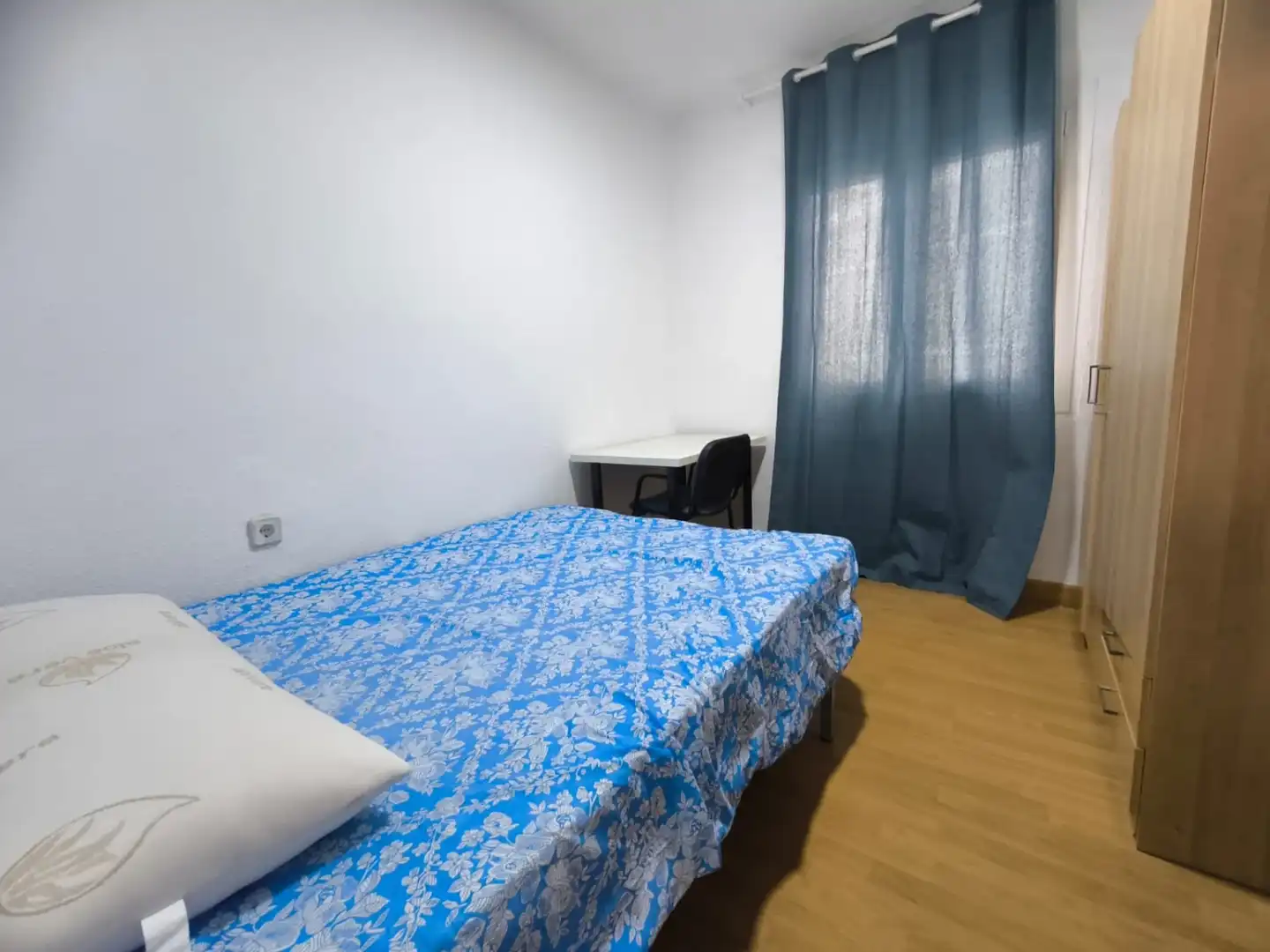 Bedroom of Flat for rent in Murcia  with Furnished, Oven and Washing machine