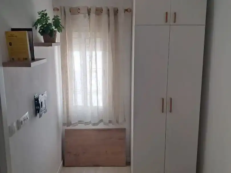Habitación de Piso de alquiler en Sevilla con Aire acondicionado, Parquet y Amueblado
