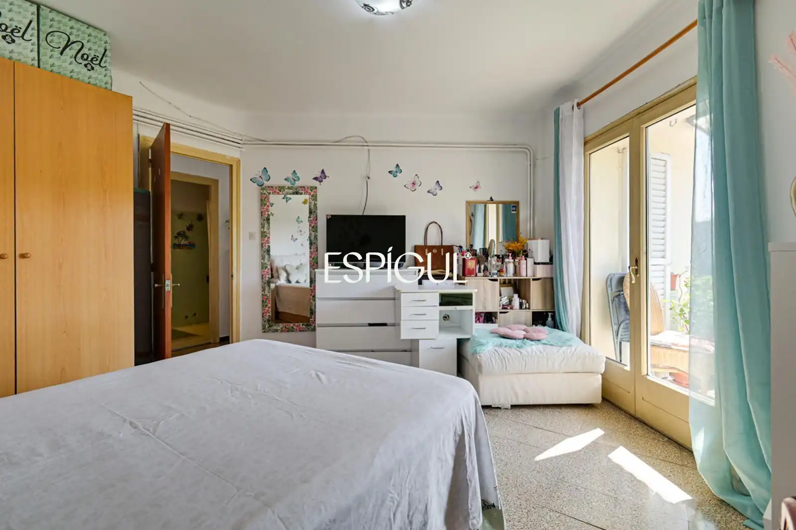 Dormitori de Pis en venda en Girona amb Aire condicionat, Calefacció i Parquet