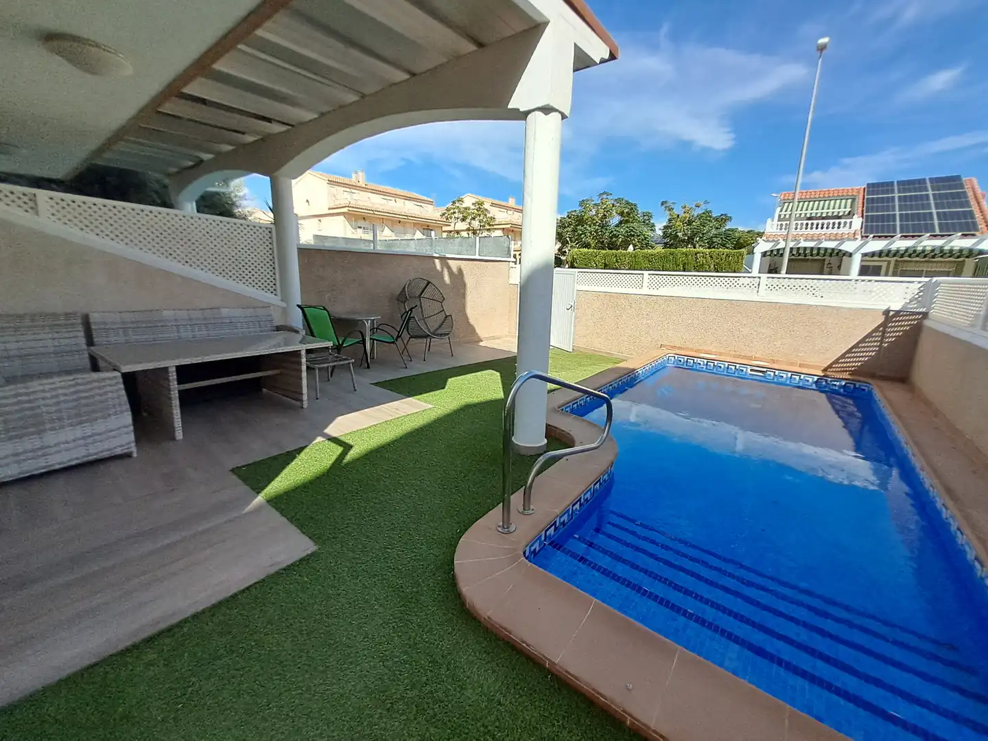 Adosado con terraza en venta en Avenida del Mare Nostrum, imagen 8