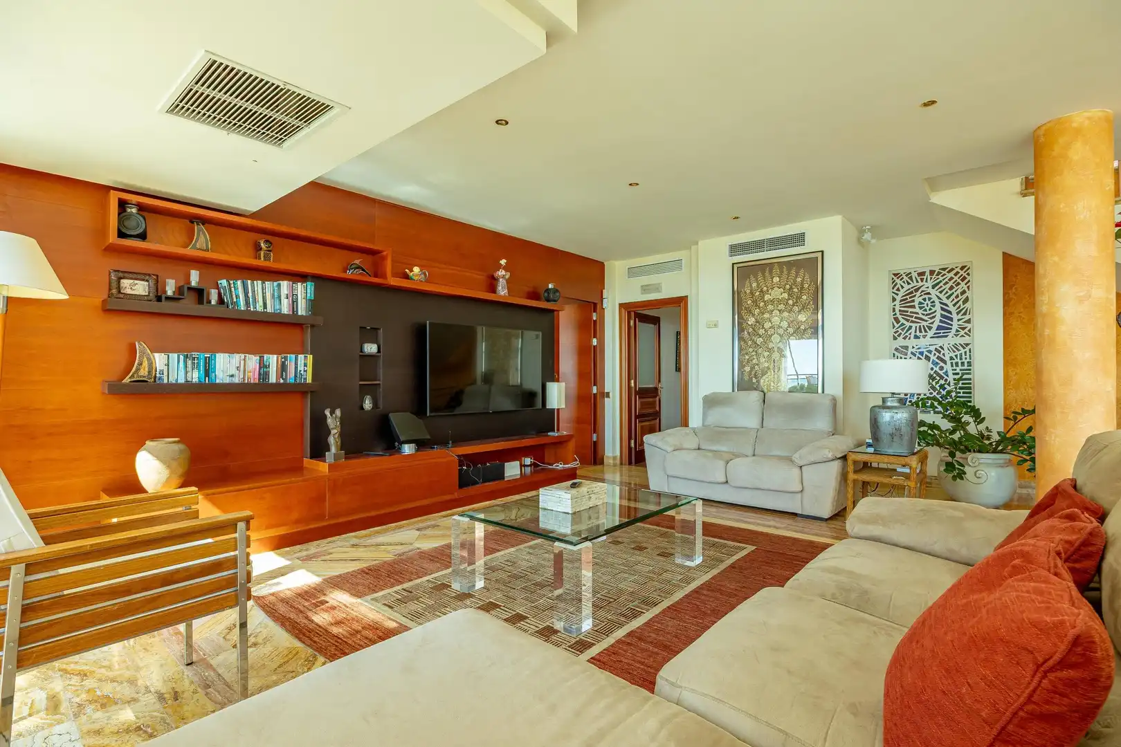 Sala de estar de Casa o chalet en venta en San Bartolomé de Tirajana con Aire acondicionado, Jardín privado y Terraza