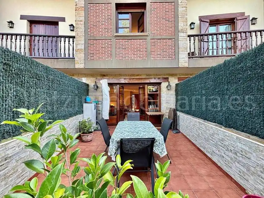 Haus oder Chalet zum Verkauf in Zalla
