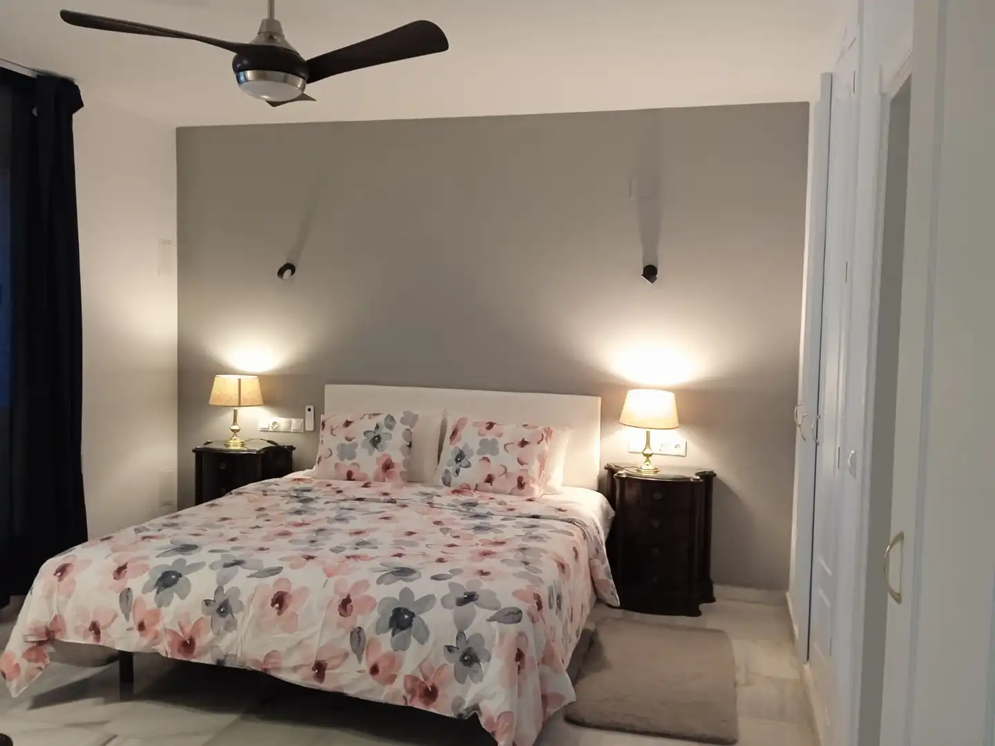 Apartamento con piscina en alquiler en Manzana-2, imagen 19