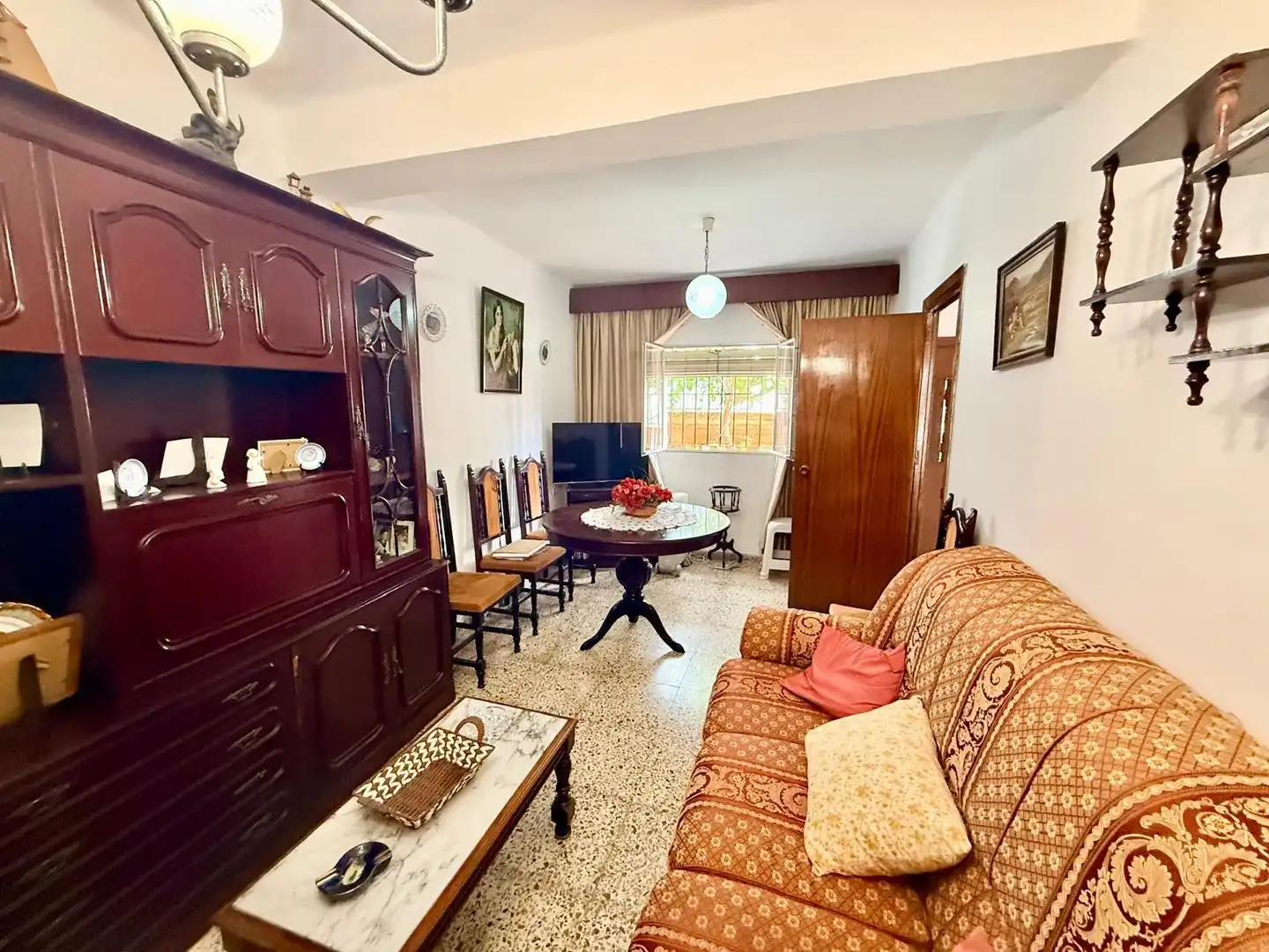 Sala de estar de Casa adosada en venta en Málaga con Terraza