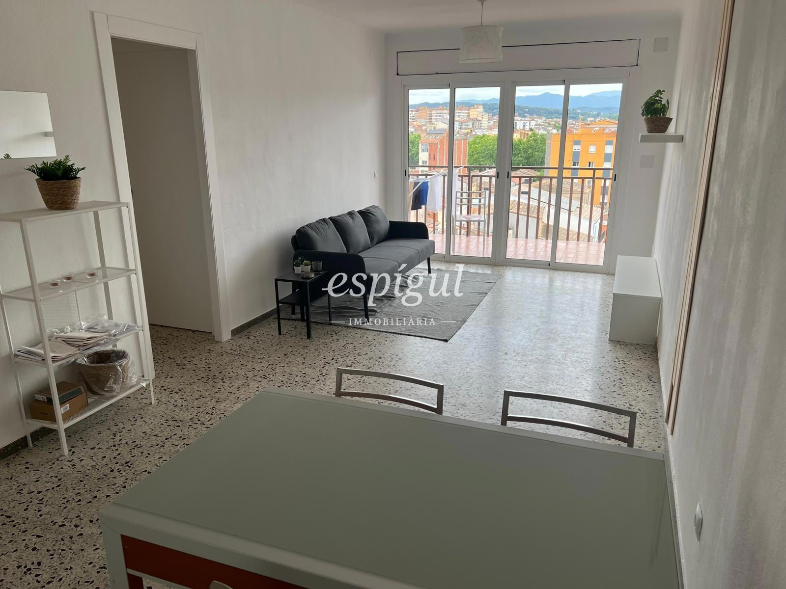 Bedroom of Flat for sale in Salt  with Terrace, Oven and Washing machine