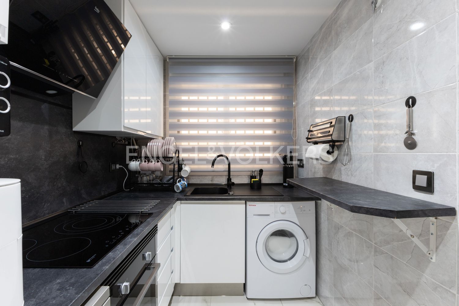 Cocina de Apartamento en venta en Oropesa del Mar / Orpesa con Aire acondicionado, Calefacción y Jardín privado