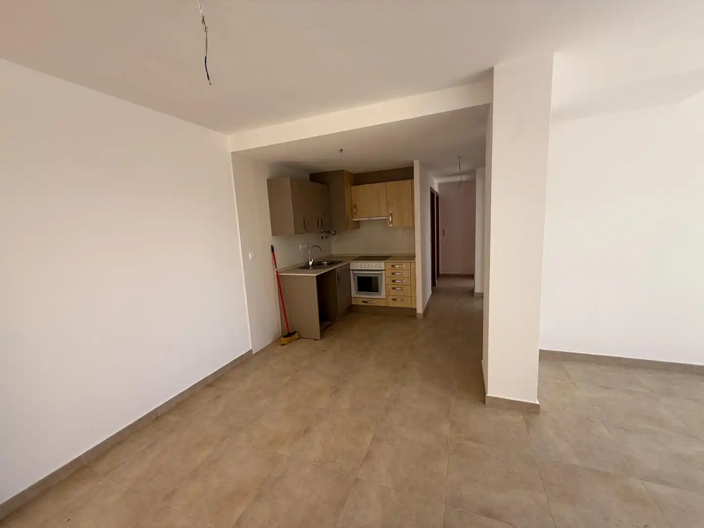 Cuina de Apartament en venda en Águilas amb Terrassa i Piscina comunitària