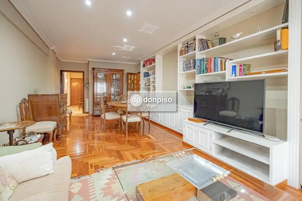 Apartamento en venta en Plaza España - Corte Inglés
