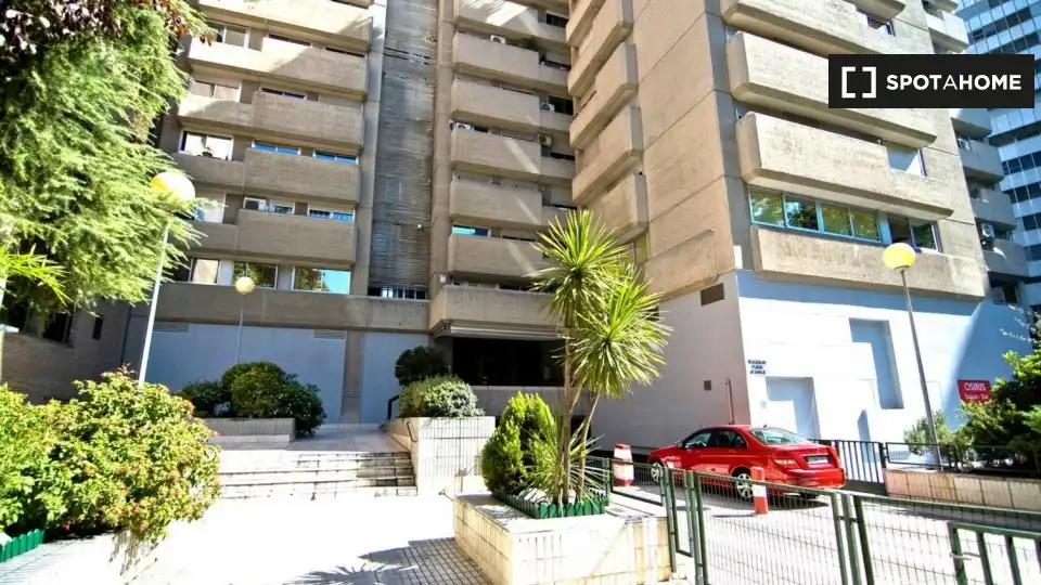 Appartamento con terrazza in affitto a Tetuán, imagen 17
