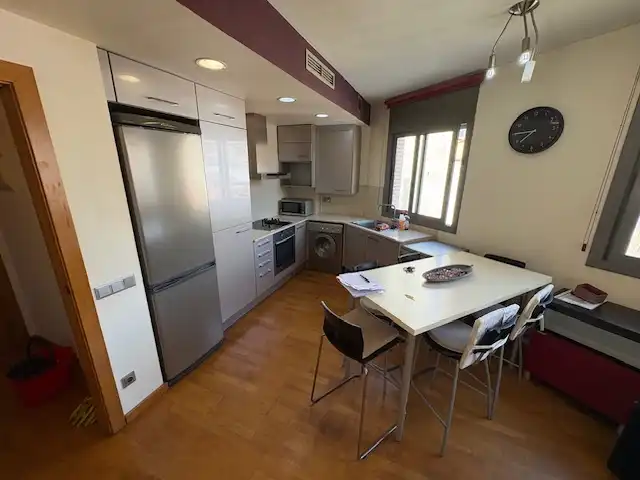Kitchen of Flat for sale in L'Hospitalet de Llobregat  with Air Conditioner, Heating and Parquet flooring