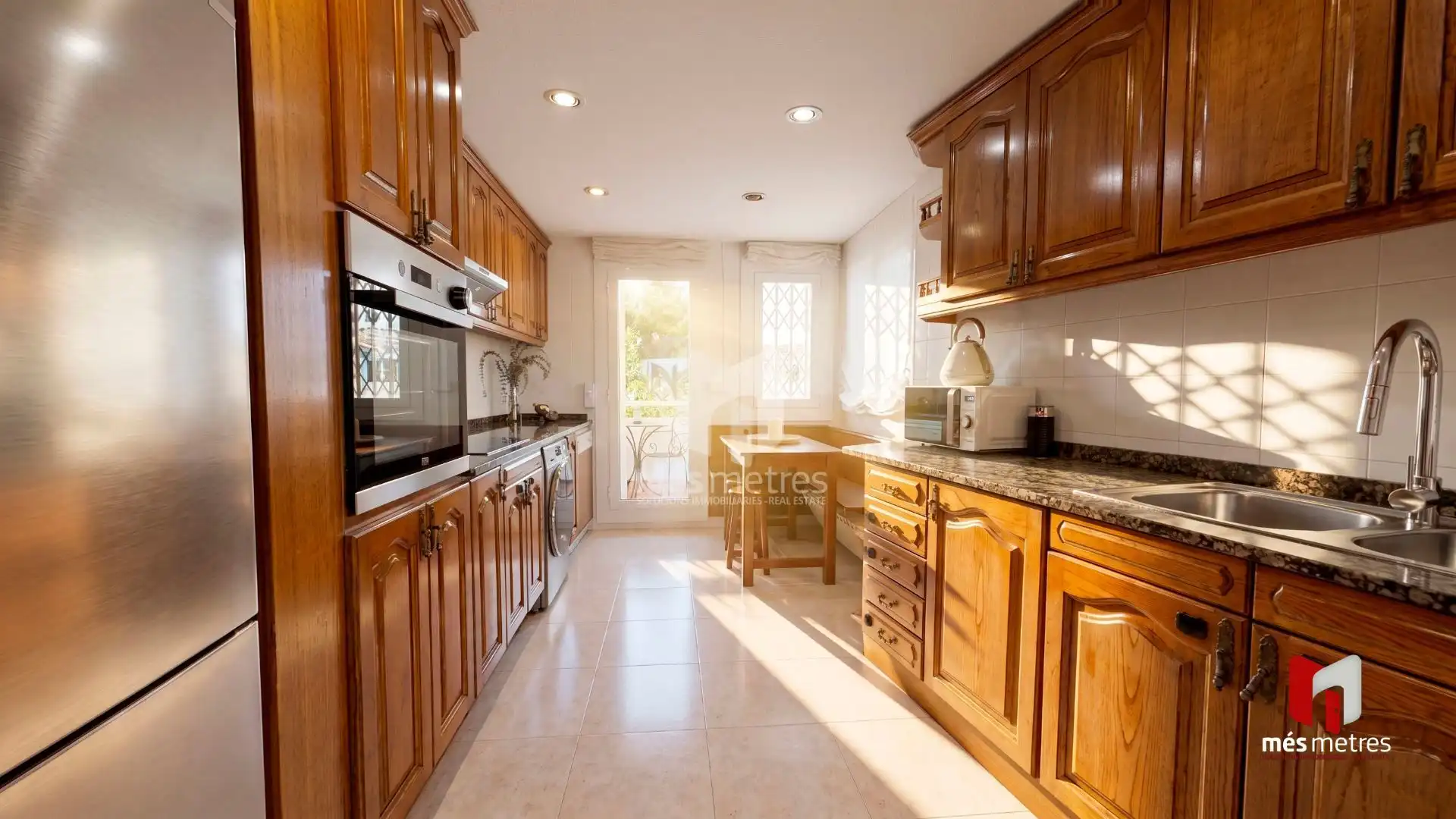 Cocina de Casa o chalet en venta en Alella con Calefacción, Jardín privado y Terraza