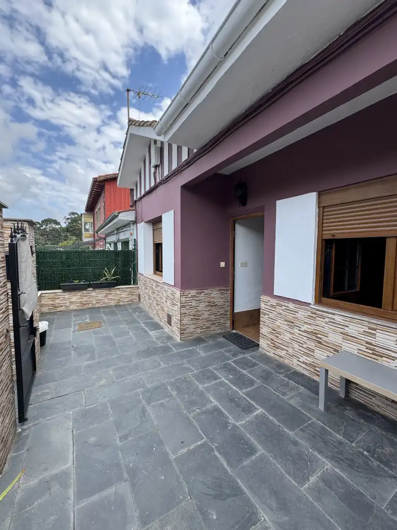 Vista exterior de Casa o xalet en venda en Avilés