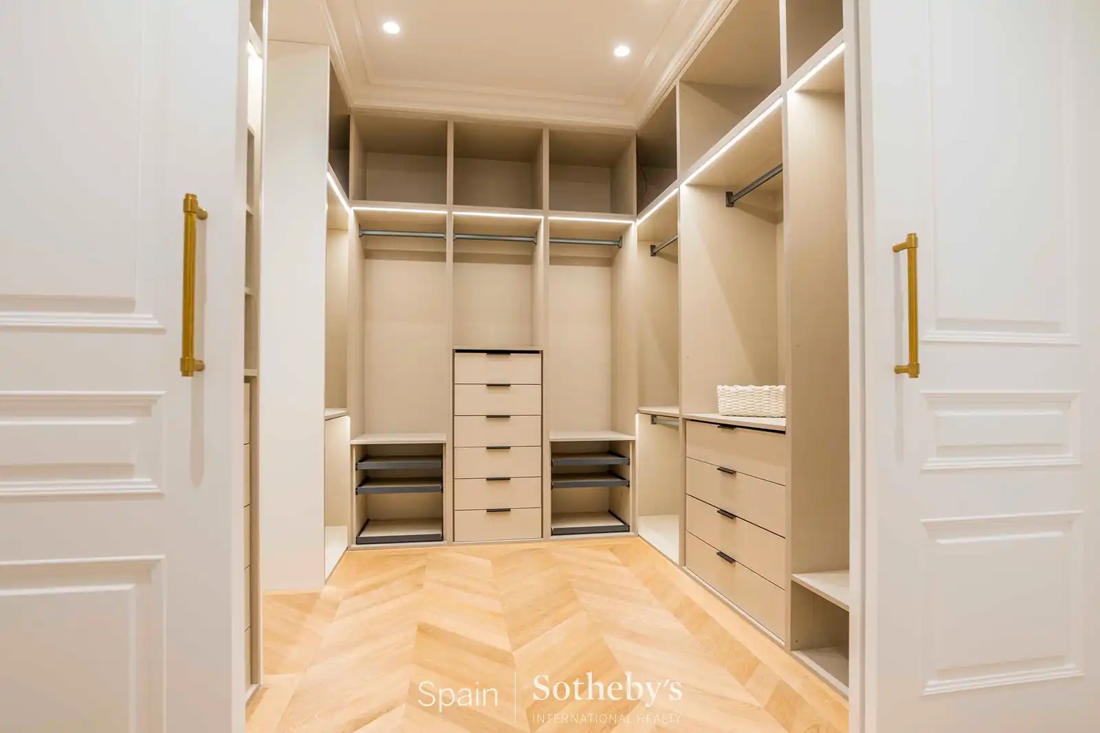 Habitación de Apartamento en venta en Madrid con Aire acondicionado, Calefacción y Trastero