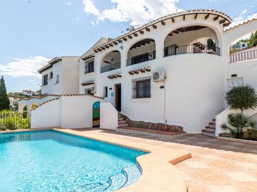 Villa con piscina in vendita a Pego