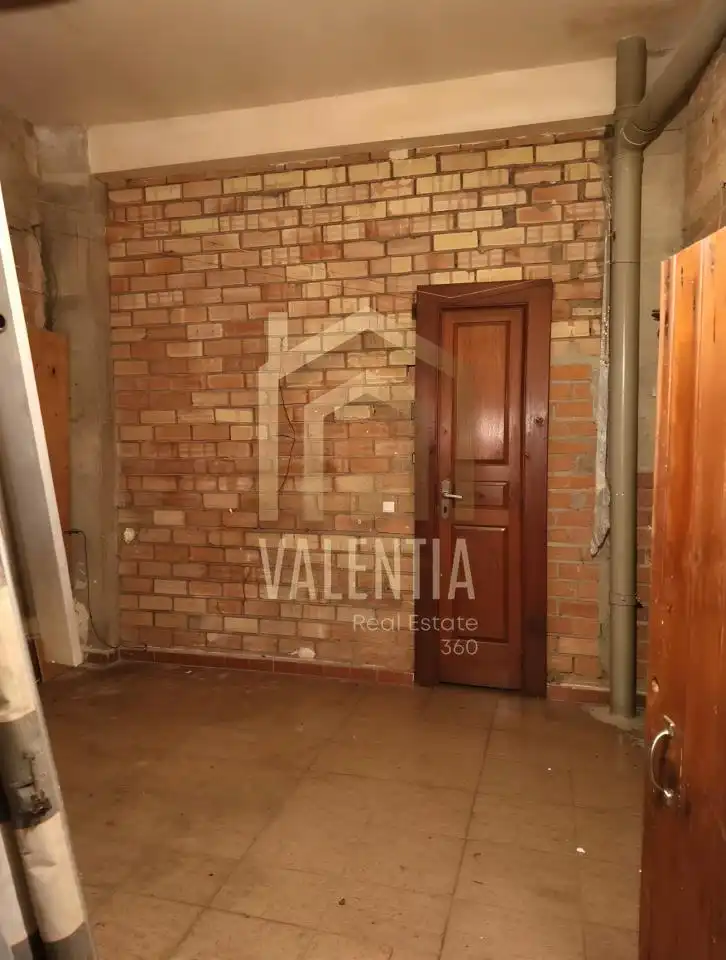 Wohnung zum Verkauf in Carcaixent mit Terrasse und Abstellraum