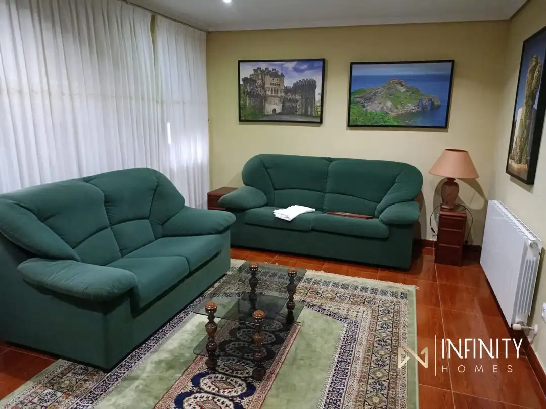 Sala d'estar de Finca rústica de lloguer en Mungia amb Calefacció i Jardí privat