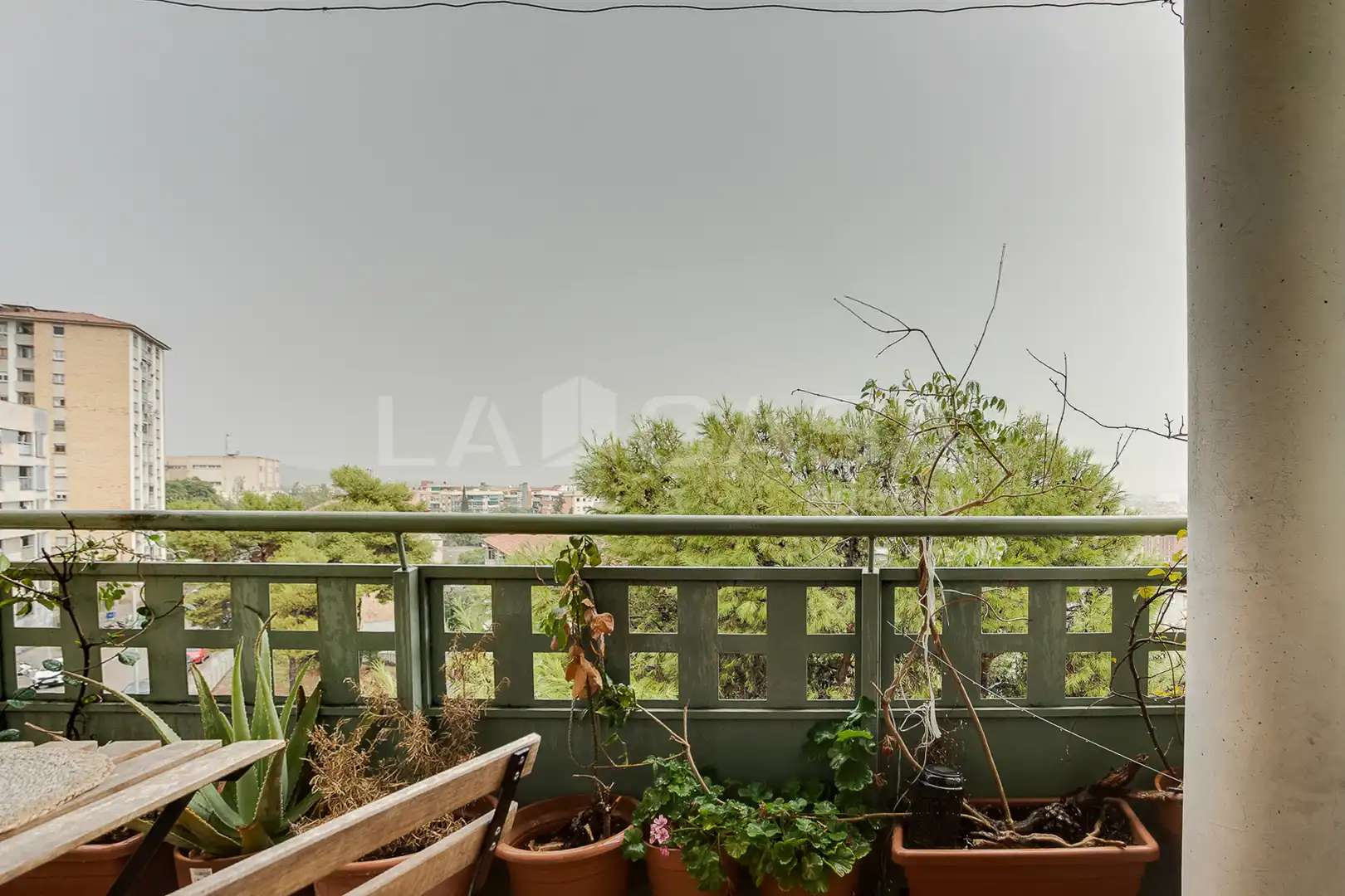 Terraza de Piso en venta en Can Tintorer - Can Tries