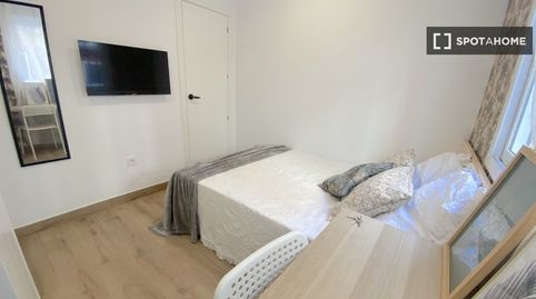 Foto 5 de Piso de alquiler en El Plantinar – Avda. La Paz - El Juncal, Sevilla Capital