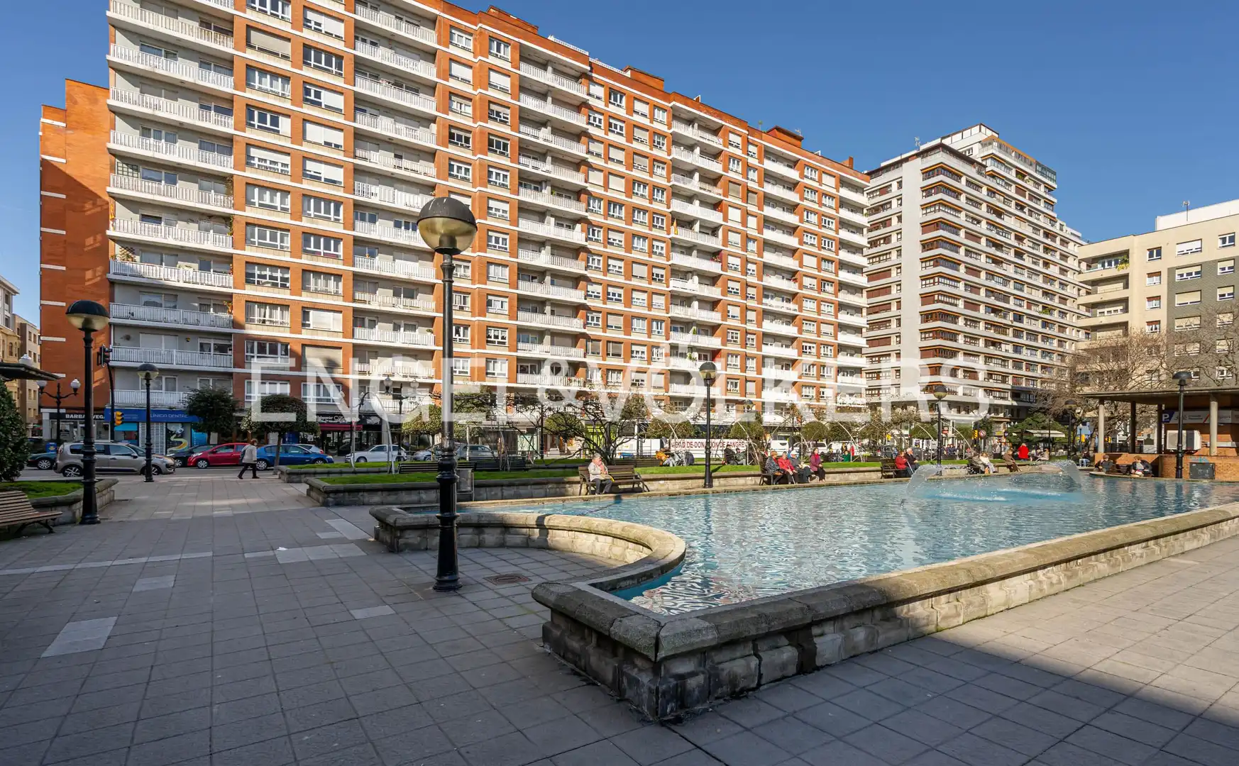Vista exterior de Piso en venta en Gijón  con Calefacción, Jardín privado y Terraza