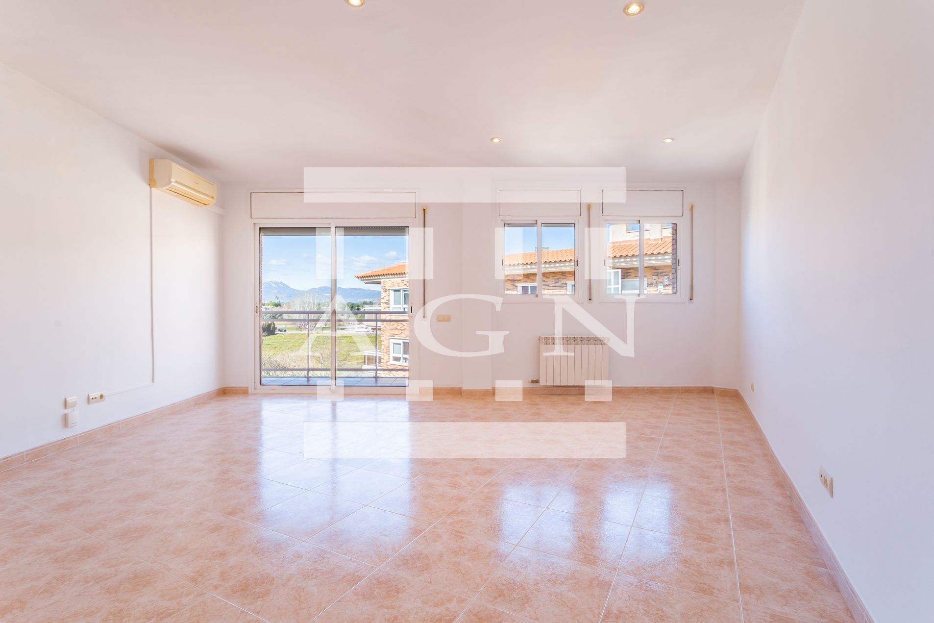 Sala d'estar de Àtic en venda en Cambrils amb Aire condicionat, Calefacció i Terrassa