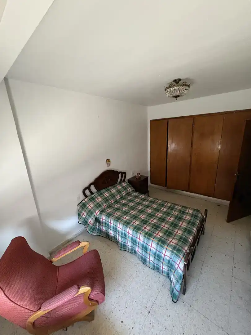 Dormitori de Pis en venda en Montealegre del Castillo amb Balcó
