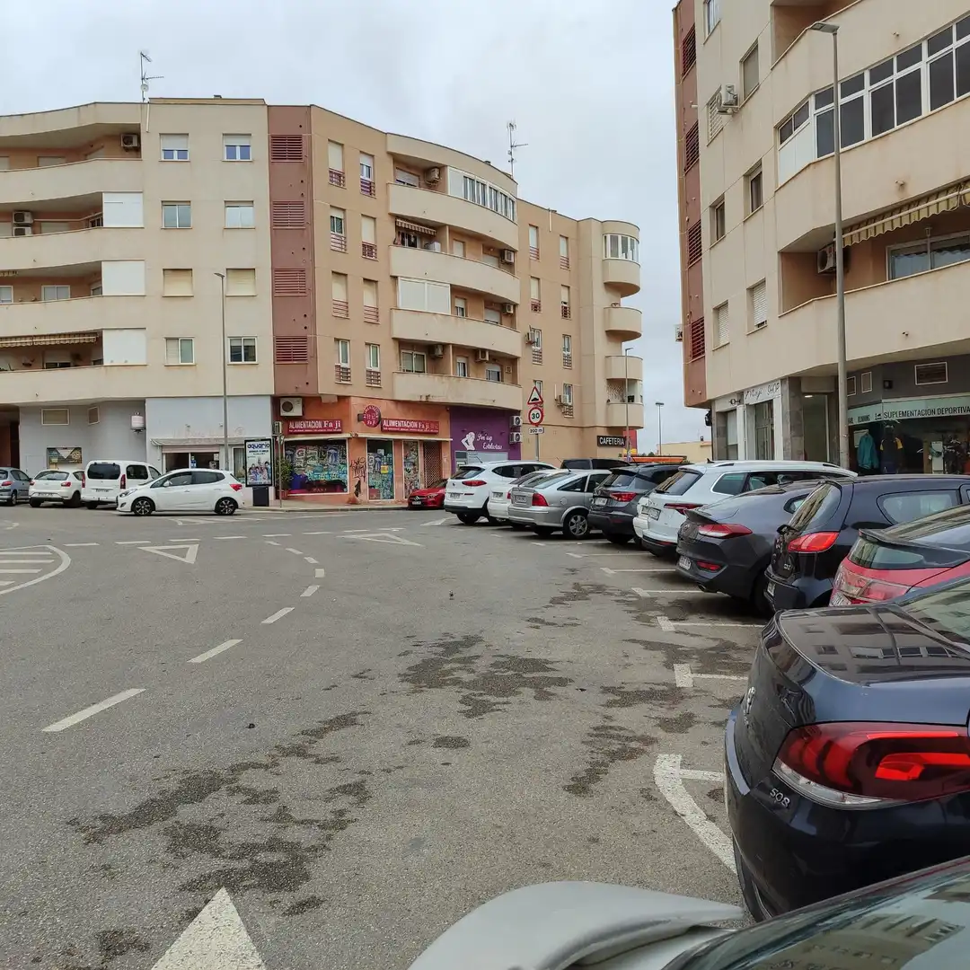 Parking de Local en venta en Pedanías Oeste