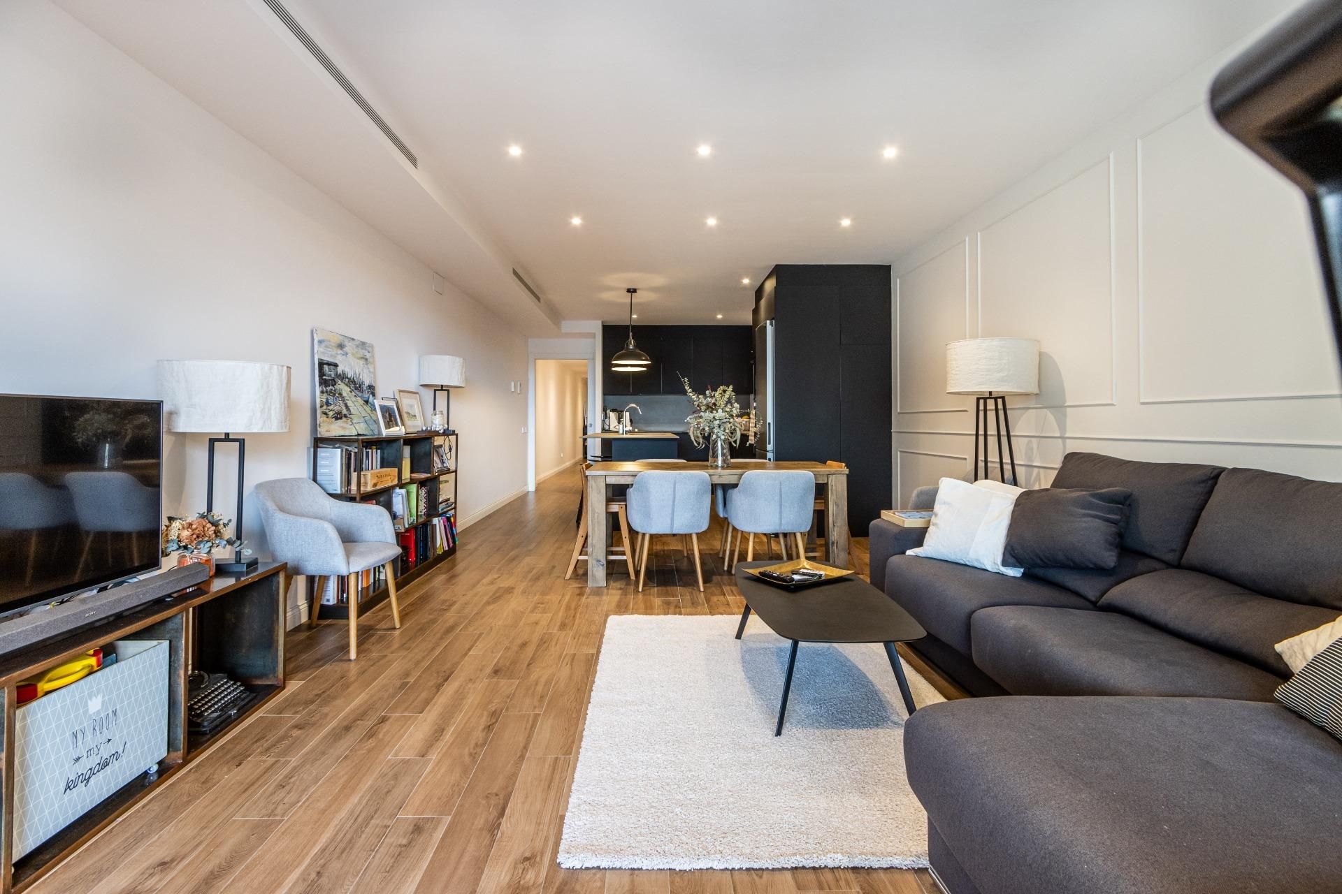 Living room of Flat for sale in Terrassa  with Air Conditioner, Heating and Terrace