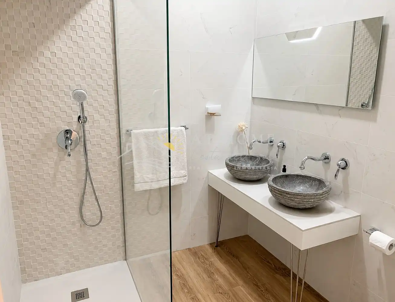 Badezimmer von Wohnungen zur Miete in Málaga mit Terrasse und Ofen