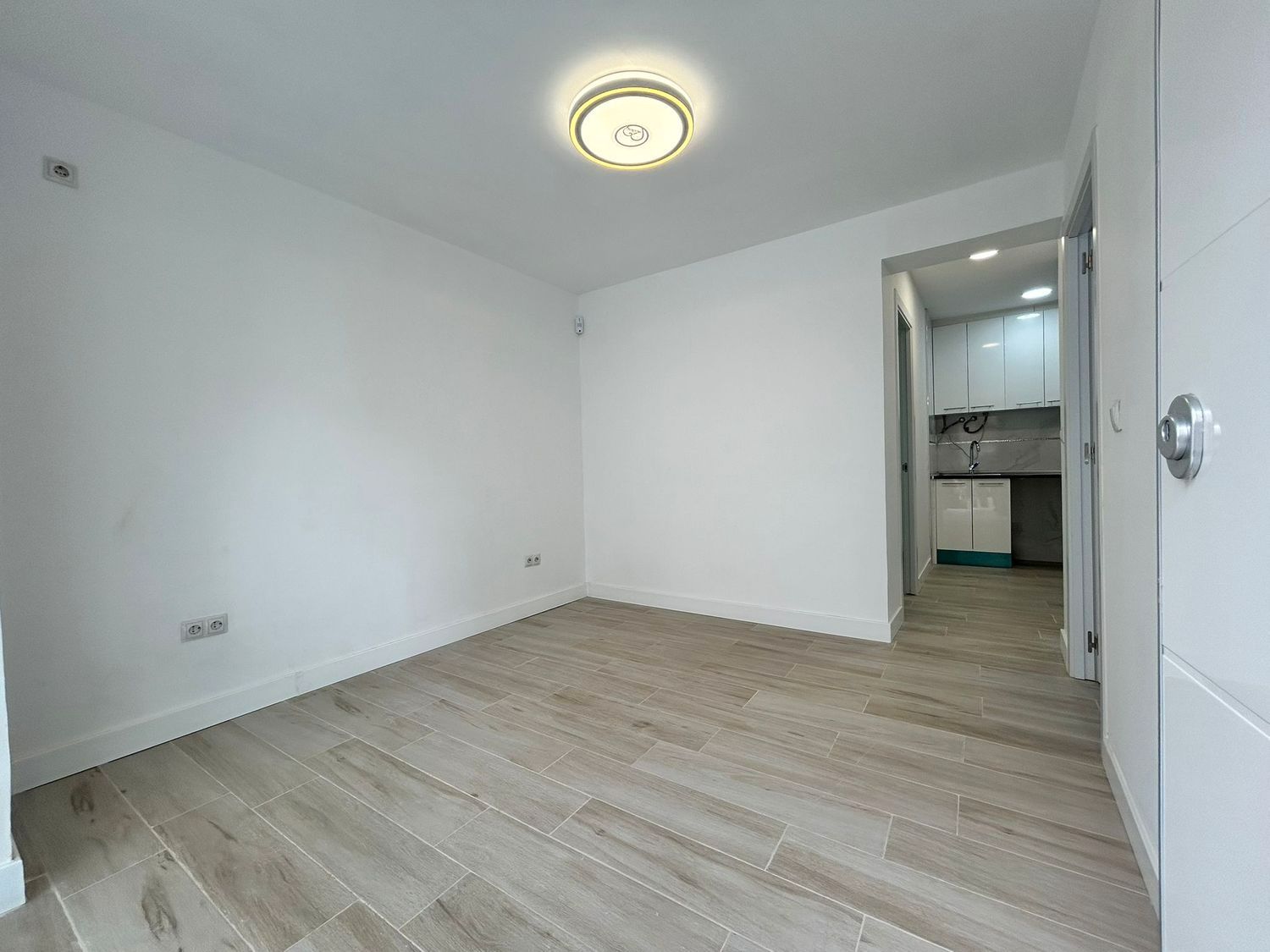 Flat for sale in Calle de Isidro Fernández, 12, Tres Olivos - Valverde, Fuencarral - El Pardo,  Madrid Capital