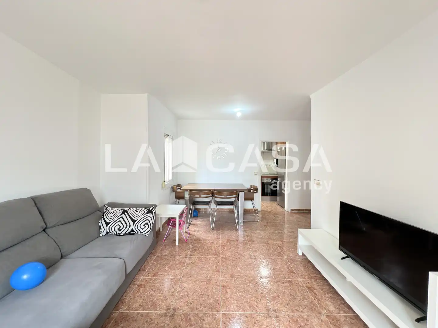 Piso en venta en Badalona con Balcón