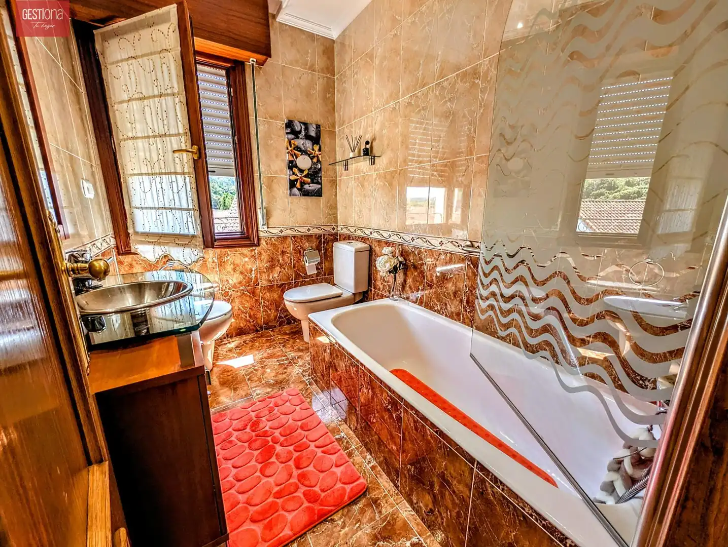 Baño de Casa adosada en venta en Arnuero con Calefacción, Jardín privado y Terraza